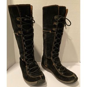 Timberland Moorland black suede moccasin boot Size 8.